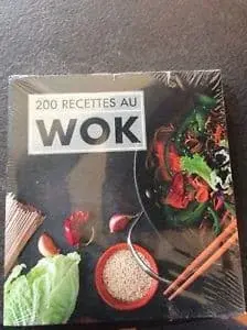 Couverture : 200 recettes au wok