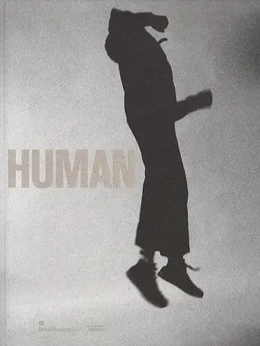 Couverture : HUMAN: LE CORPS DANS L'ART CONTEMPORAIN (1960-1990)