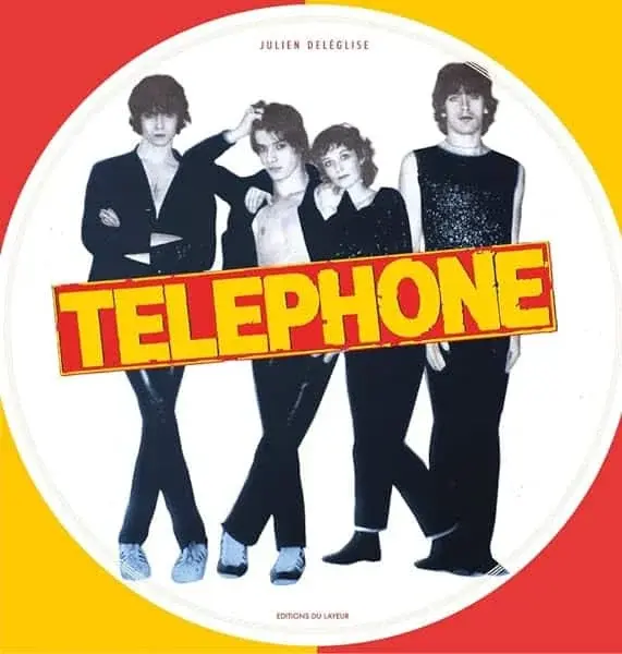 Couverture : TELEPHONE COVER