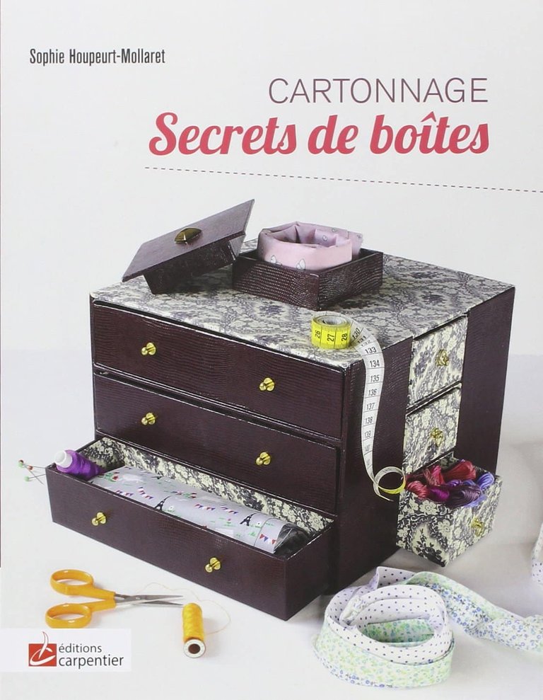 Couverture de Secrets de boîtes - Cartonnage